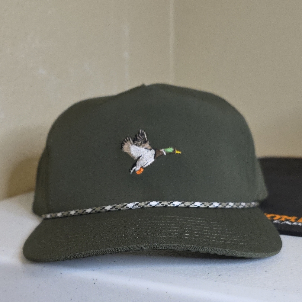 Poncho Green Hat with Duck Embroidery